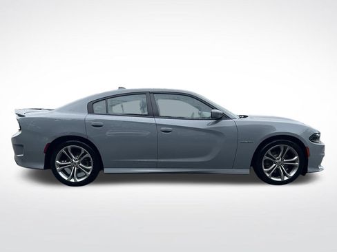 Used 2022 Dodge Charger R/T RWD image 3