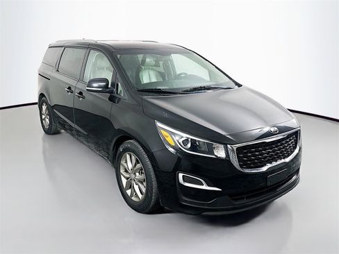 Used 2020 Kia Sedona EX image 1