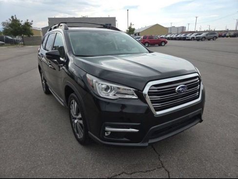 Used 2022 Subaru Ascent Limited w/ Technology Package AWD/4WD image 1