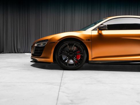 Used 2014 Audi R8 V10 plus AWD/4WD image 24