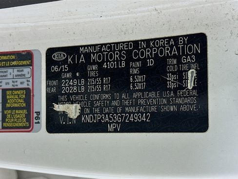 Used 2016 Kia Soul + image 12