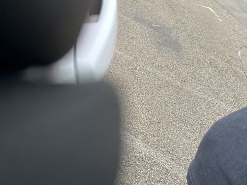 Used 2020 GMC Acadia SLE w/ Driver Convenience Package image 32