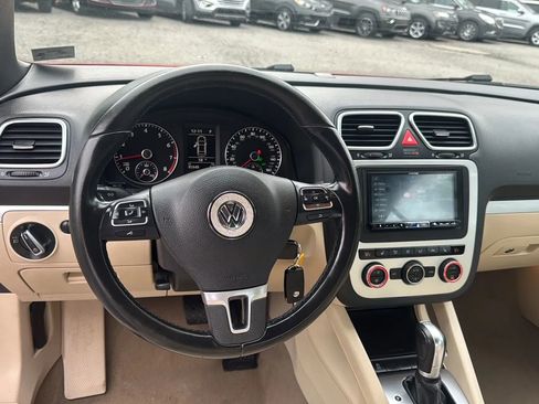 Used 2016 Volkswagen Eos Komfort image 9