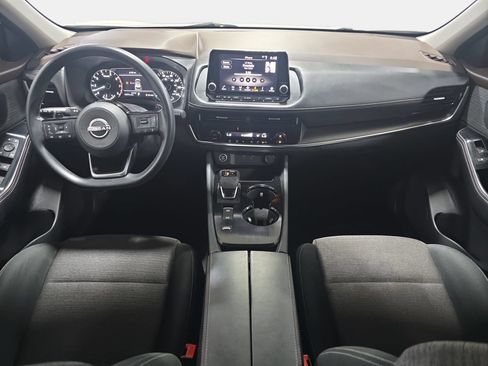 Used 2023 Nissan Rogue SV FWD image 9