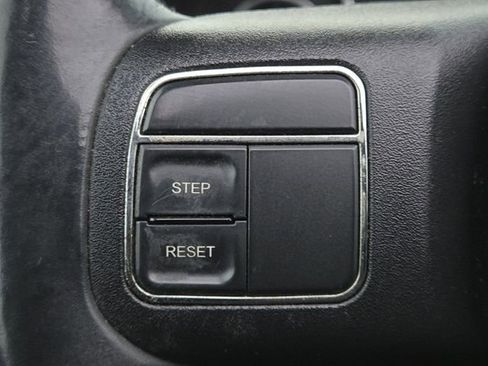 Used 2013 Jeep Wrangler Unlimited Sahara image 9