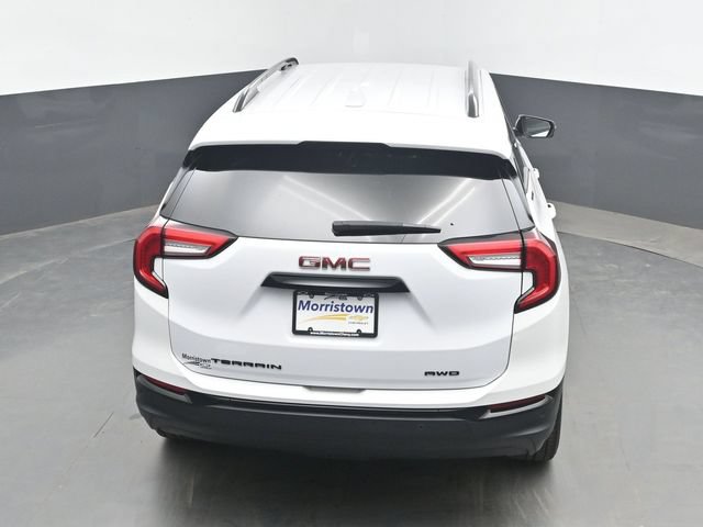 Used 2023 GMC Terrain SLE w/ Elevation Edition AWD/4WD image 38