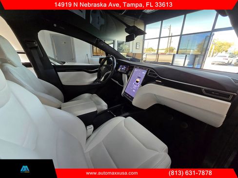 Used 2017 Tesla Model X 75D image 36