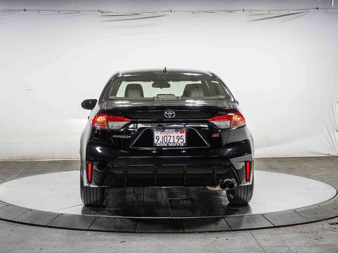 Certified 2024 Toyota Corolla SE w/ SE Premium Package FWD image 4