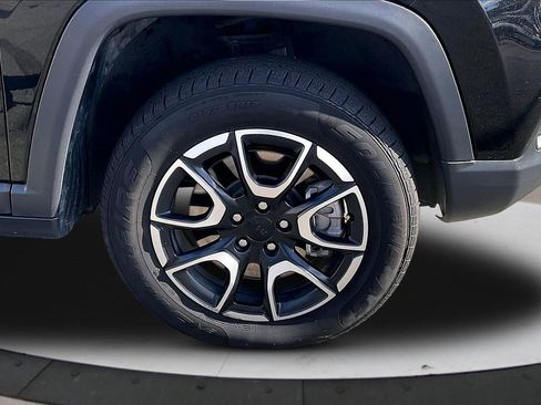 Used 2024 Jeep Compass Trailhawk image 34