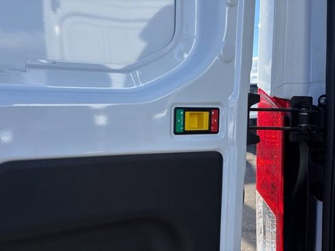 Used 2025 Ford Transit 250 148 Medium Roof Extended AWD image 26