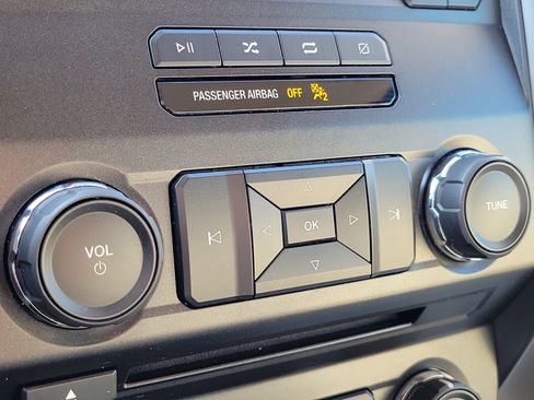 Used 2018 Ford F150 XLT w/ Equipment Group 301A Mid RWD image 27