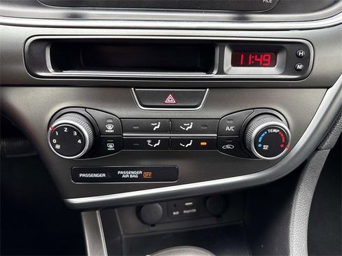 Used 2015 Kia Optima LX image 24