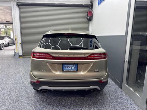 Used 2015 Lincoln MKC FWD w/ Equipment Group 101A Select image 4
