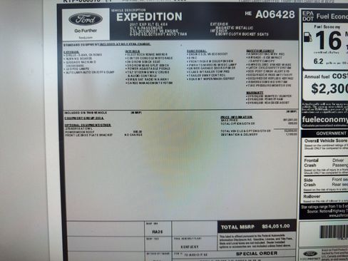 Used 2017 Ford Expedition EL XLT image 19