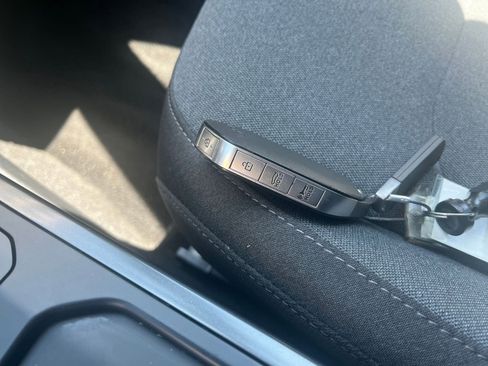 Used 2025 Kia K4 FWD image 21