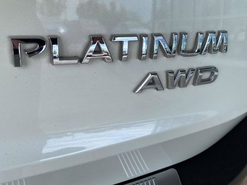 Certified 2023 Nissan Rogue Platinum w/ Platinum Premium Package AWD/4WD image 8