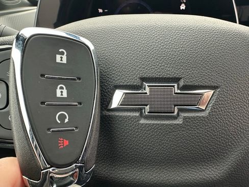 New 2026 Chevrolet Trax RS w/ Sunroof Package image 48