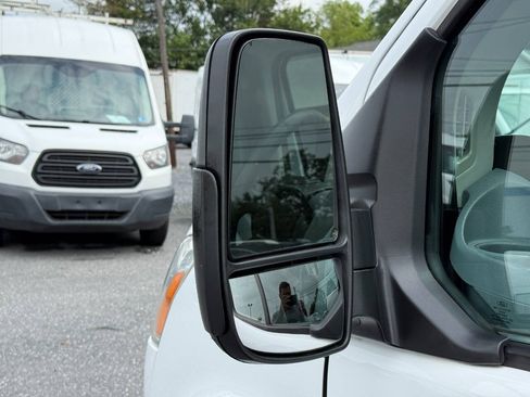 Used 2018 Ford Transit 250 148 Medium Roof RWD image 32
