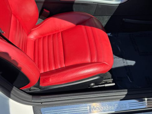 Used 2020 Mercedes-Benz SLC 300 image 49