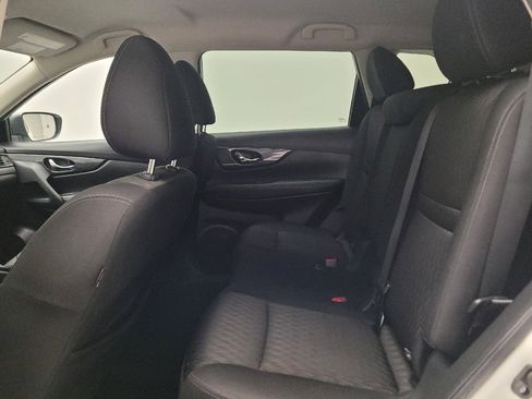 Used 2020 Nissan Rogue SV FWD image 18
