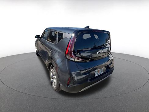 Used 2025 Kia Soul LX w/ LX Technology Package image 7
