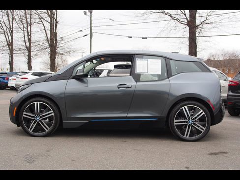 Used 2017 BMW i3 w/ Range Extender image 2