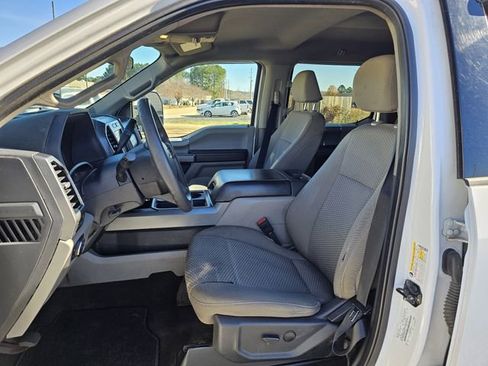 Certified 2022 Ford F250 XLT w/ XLT Premium Package image 11