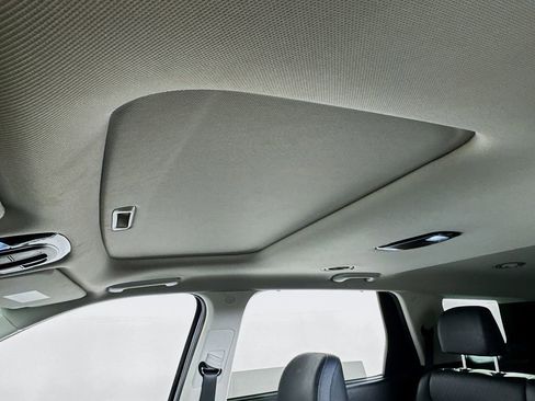 Used 2021 Hyundai Palisade SEL w/ Winter Package image 19