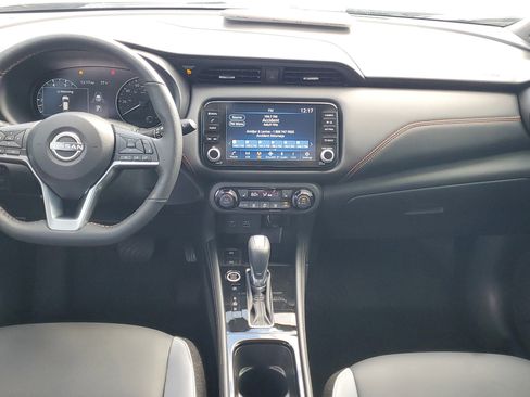 Used 2023 Nissan Kicks SR w/ SR Premium Package image 15