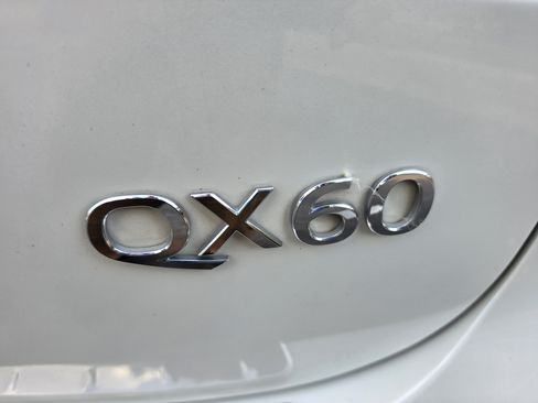 Used 2015 INFINITI QX60 FWD w/ Deluxe Touring Package image 12