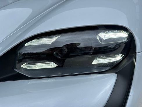 Used 2024 Porsche Taycan GTS image 8