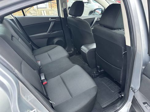Used 2012 MAZDA MAZDA3 i Touring image 29