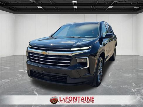 Certified 2024 Chevrolet Traverse LT w/ LPO, Floor Liner Package FWD image 1