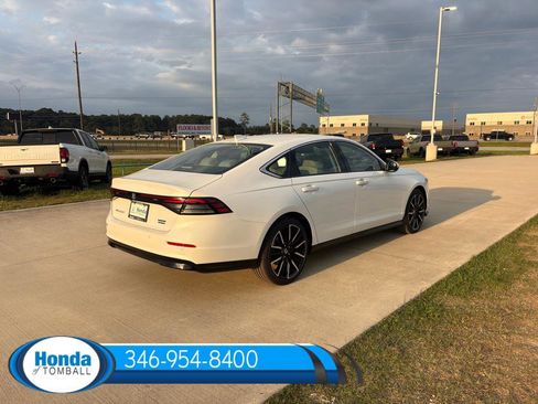 New 2026 Honda Accord Hybrid Touring image 6