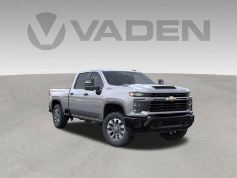 Used 2024 Chevrolet Silverado 2500 Custom w/ Custom Value Package AWD/4WD image 1