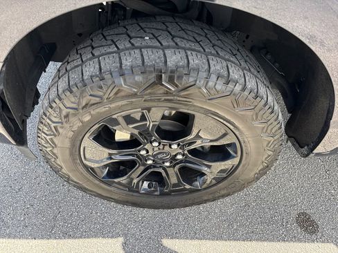 Used 2022 Ford F150 Platinum w/ Equipment Group 701A High image 12