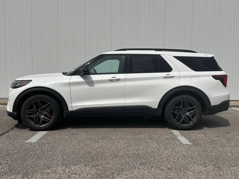Certified 2025 Ford Explorer ST w/ Sun And Sound Package AWD/4WD image 2