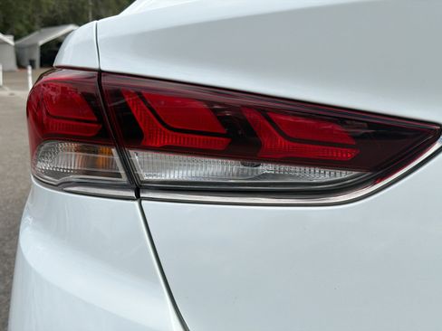 Used 2018 Hyundai Sonata SEL image 9