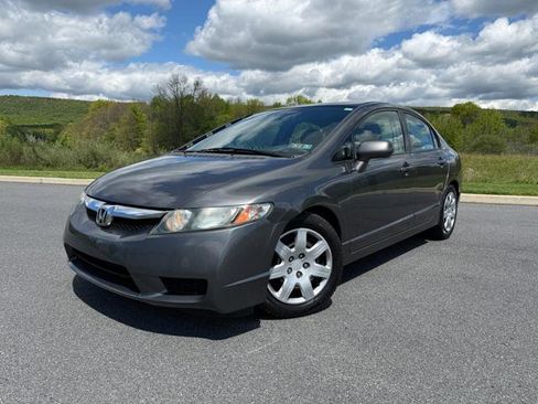 Used 2010 Honda Civic LX image 1
