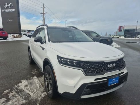 Used 2022 Kia Sorento SX Prestige w/ Rust Color Package image 3