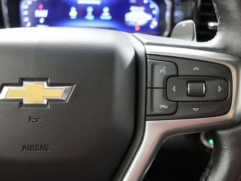 Used 2022 Chevrolet Silverado 1500 LTZ w/ LTZ Convenience Package II AWD/4WD image 27