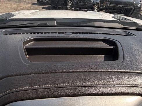 Used 2020 Chevrolet Silverado 3500 LT AWD/4WD image 28