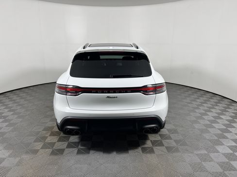 Certified 2026 Porsche Macan AWD/4WD image 6