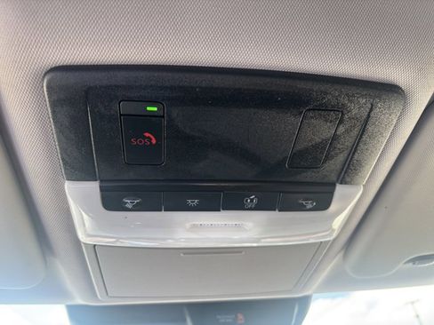 Used 2022 Mitsubishi Outlander ES image 24