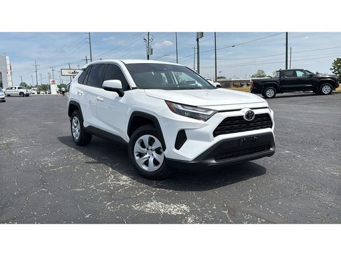 Used 2025 Toyota RAV4 LE AWD/4WD image 1