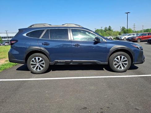 Certified 2024 Subaru Outback Premium AWD/4WD image 7