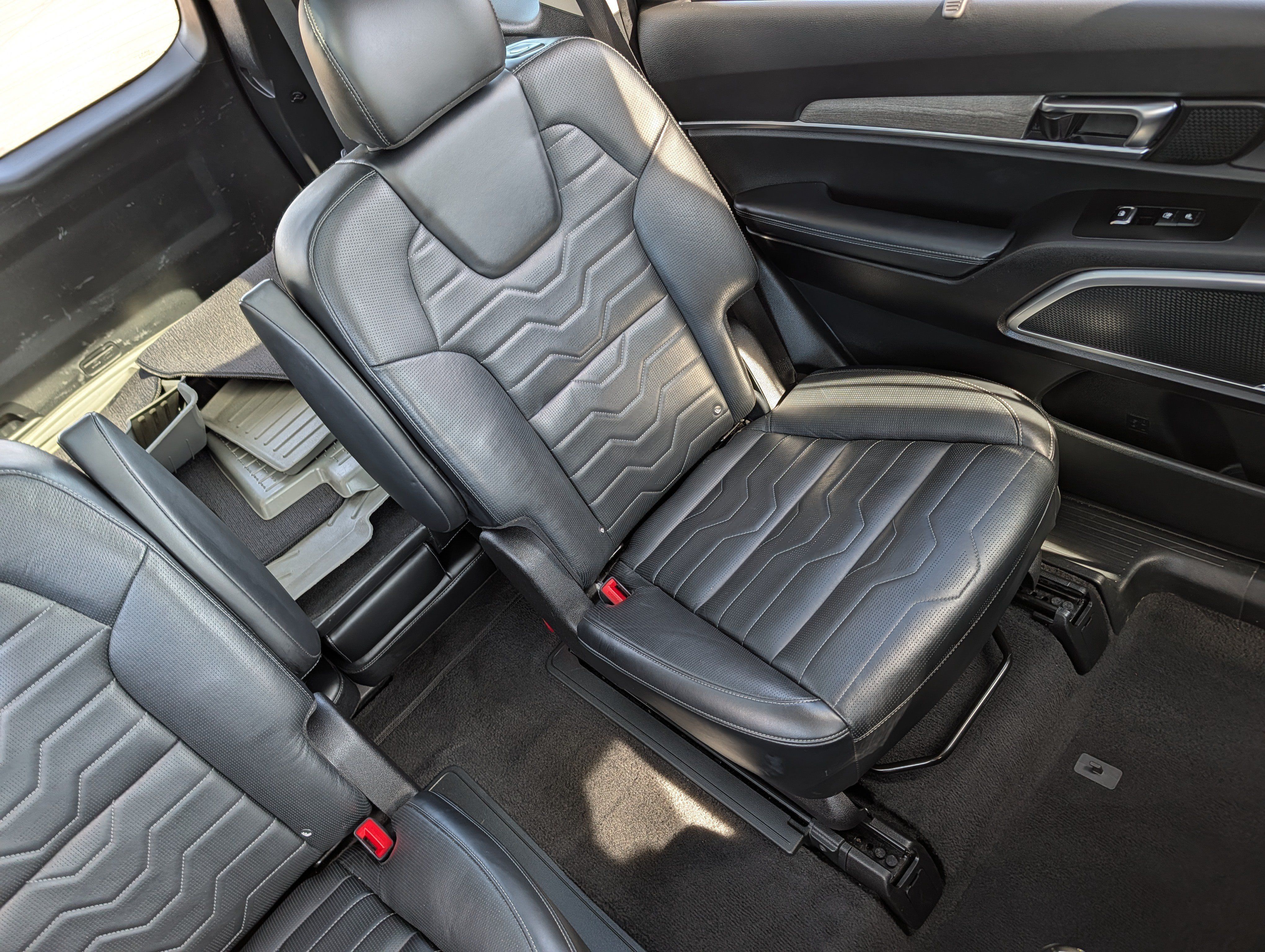 Used 2022 Kia Telluride SX w/ SX Prestige Package AWD/4WD image 14
