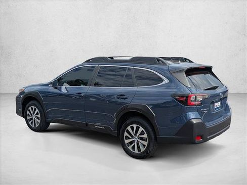 Used 2024 Subaru Outback AWD/4WD image 8