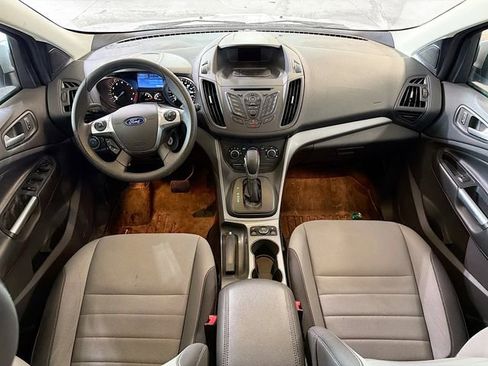 Used 2015 Ford Escape SE image 10