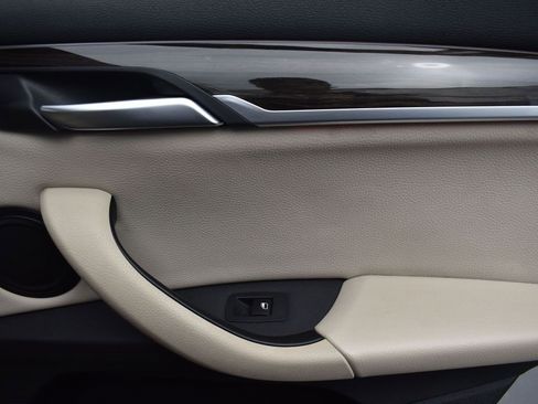 Used 2018 BMW X1 xDrive28i w/ Convenience Package image 29